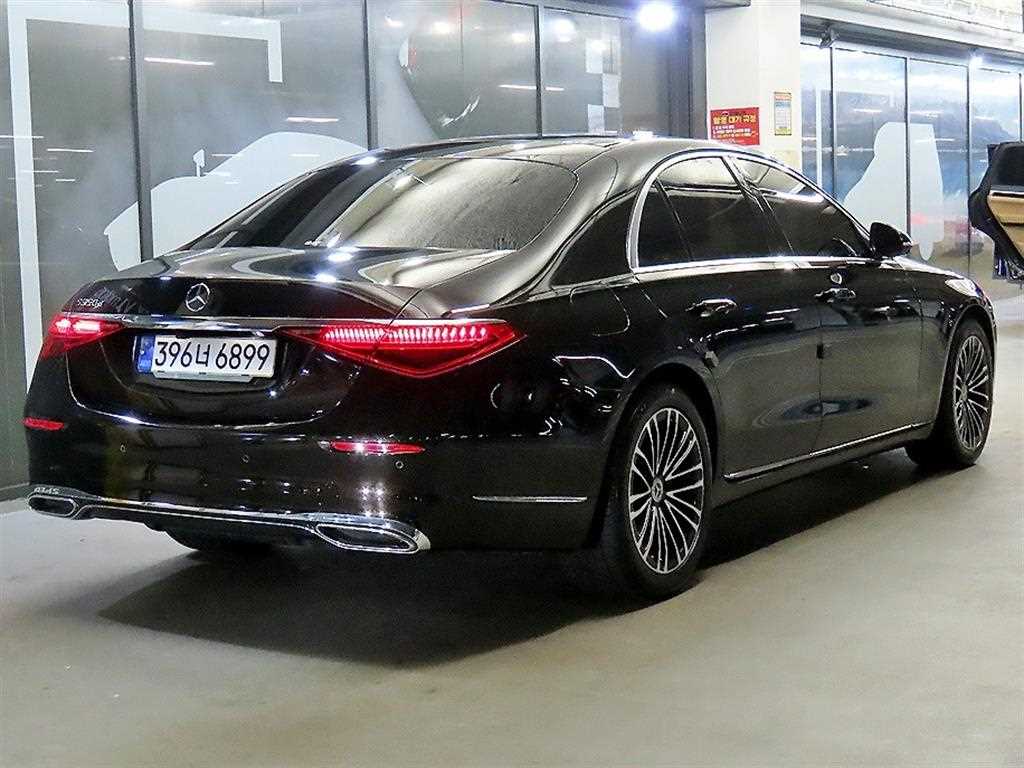 Mercedes Benz S Class - Vista 4