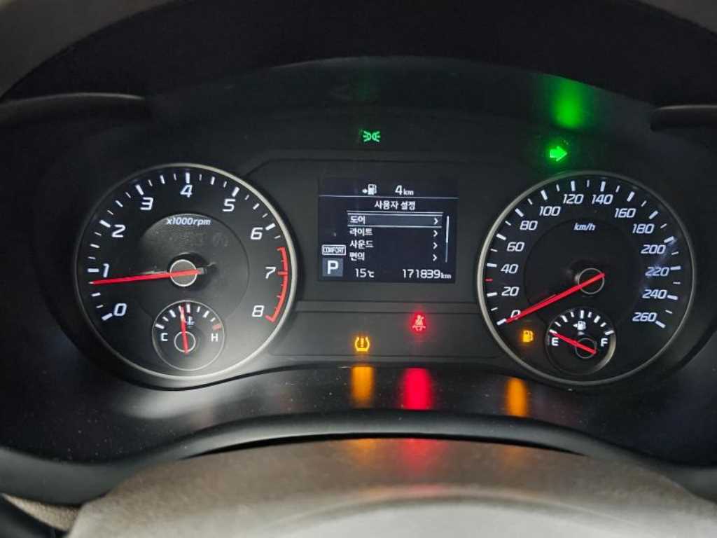 KIA Stinger - Vista 6