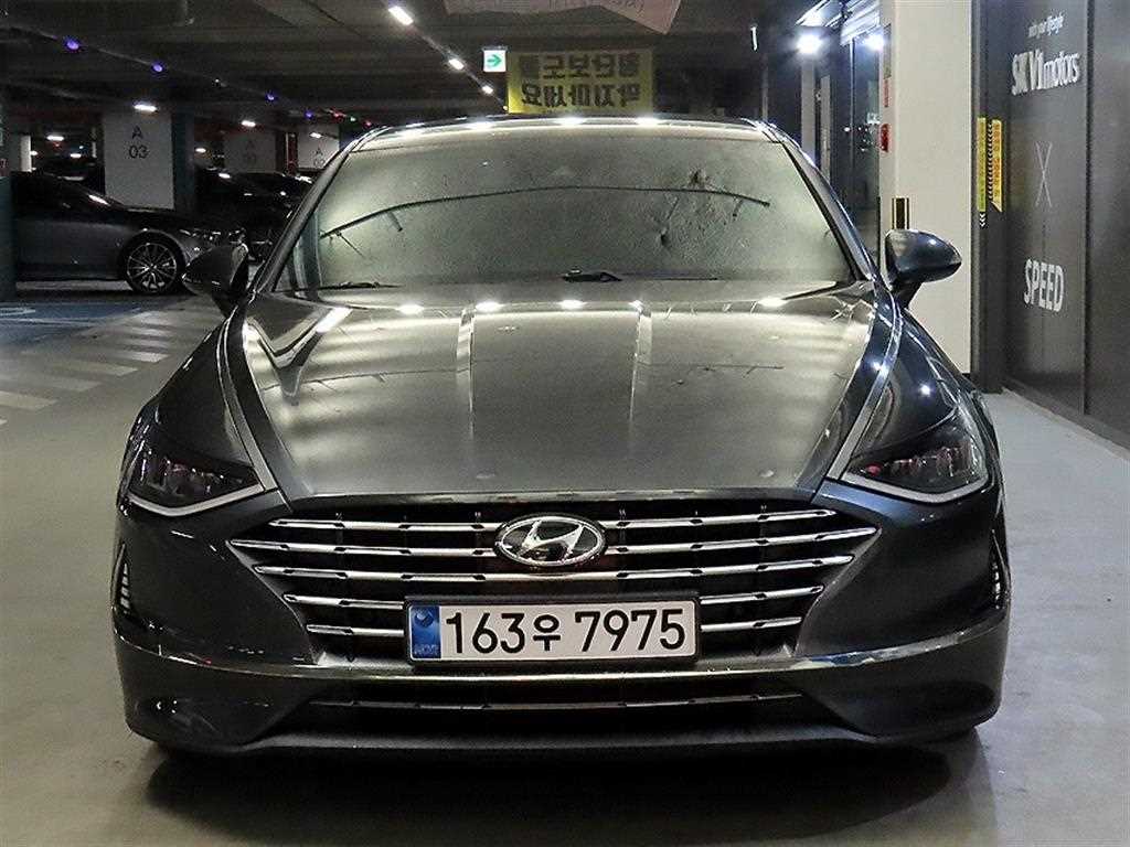 HYUNDAI Sonata - Vista 2