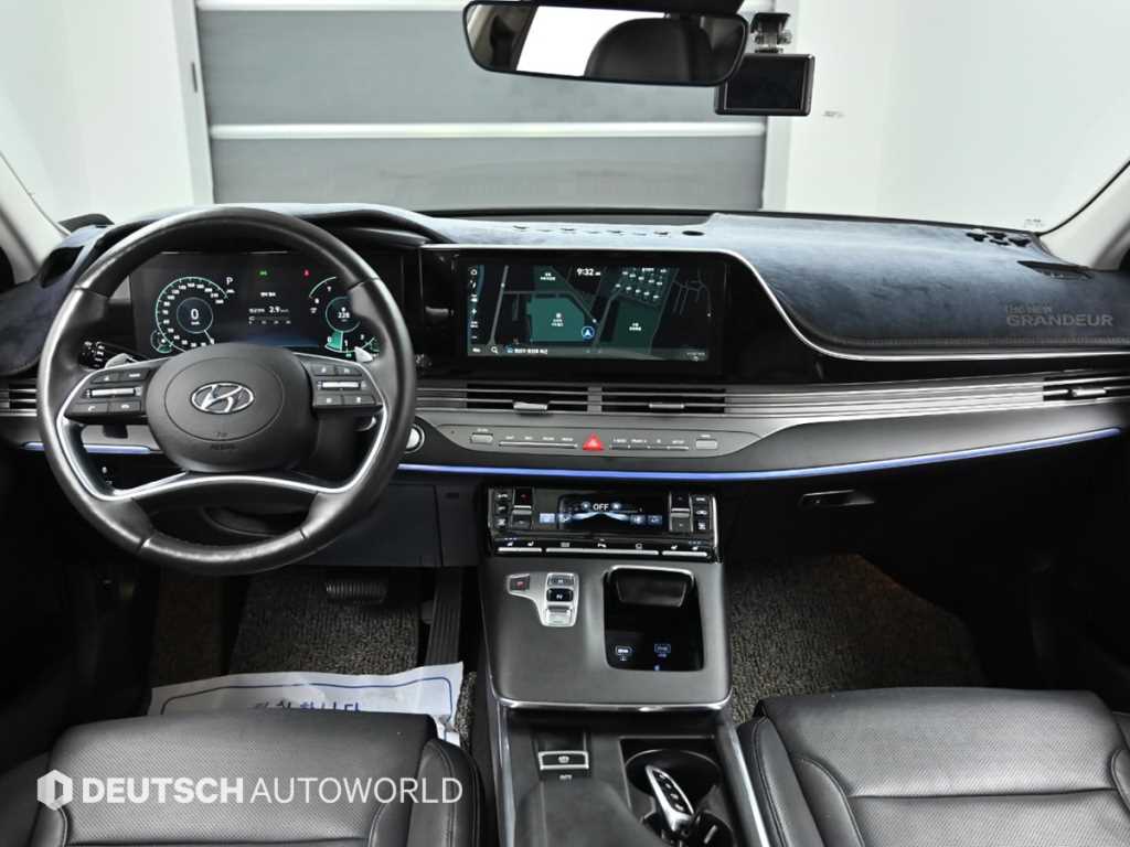 HYUNDAI Grandeur - Vista 7