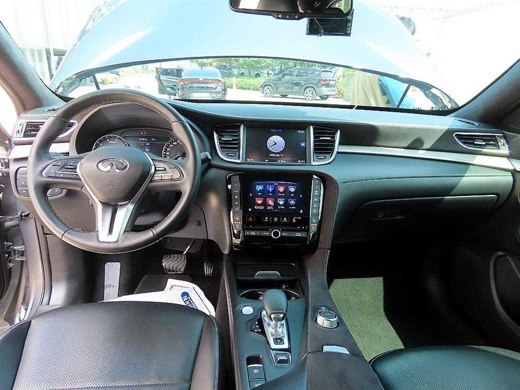 Infiniti QX - Vista 7