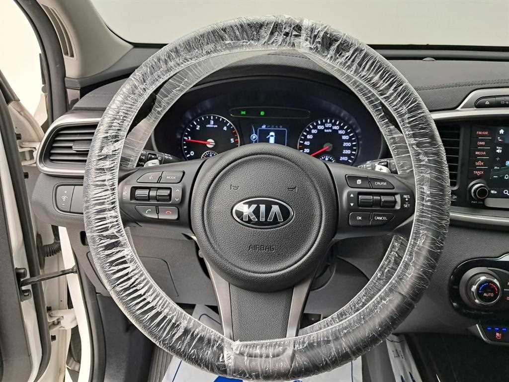 KIA Sorento - Vista 7