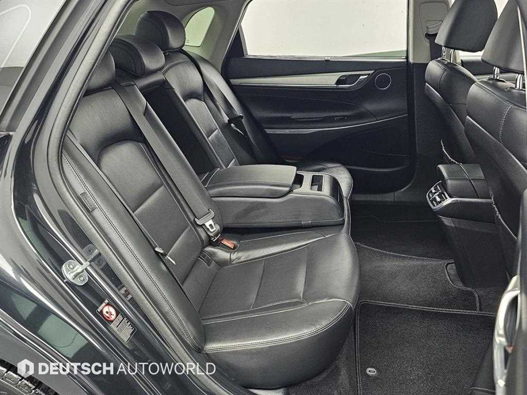 HYUNDAI Grandeur - Vista 12