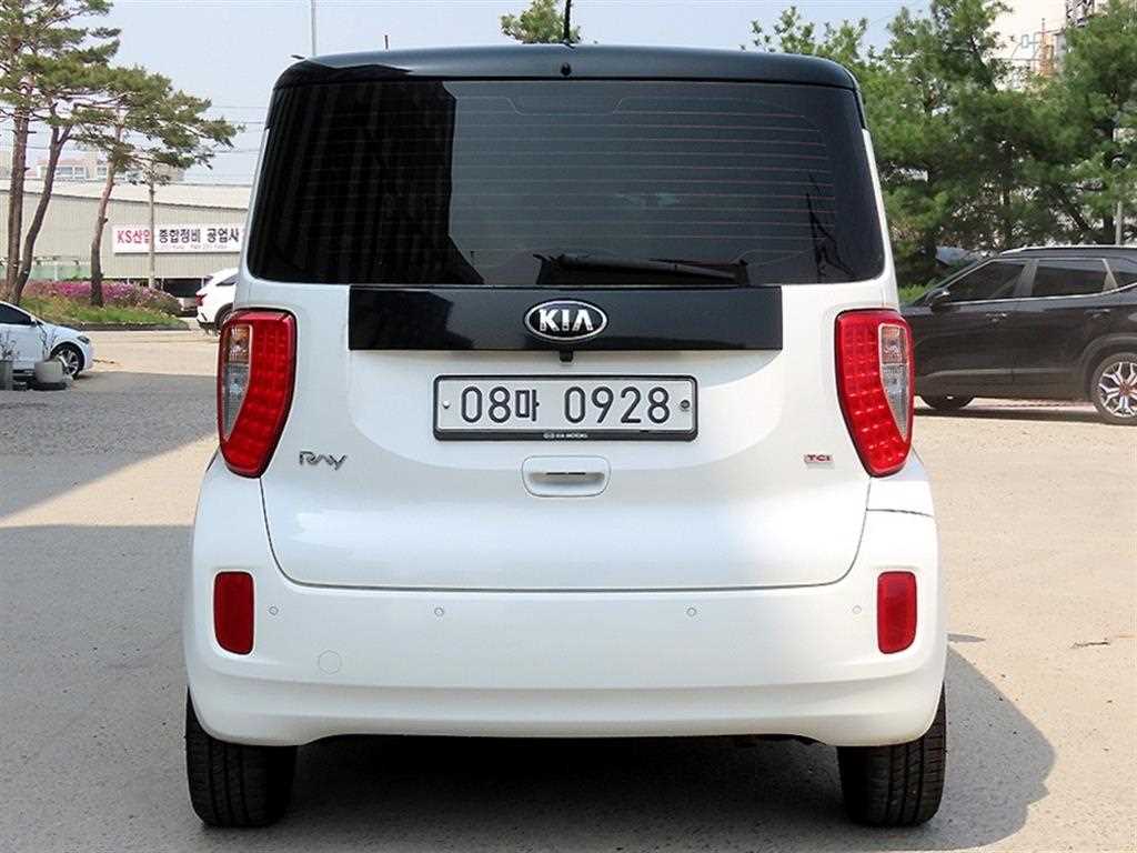 KIA Ray - Vista 4