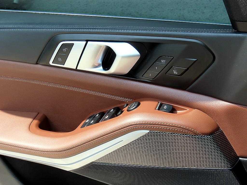 BMW X5 - Vista 12