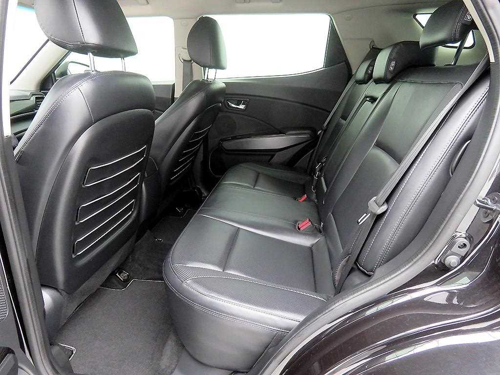 Ssangyong Tivoli - Vista 7