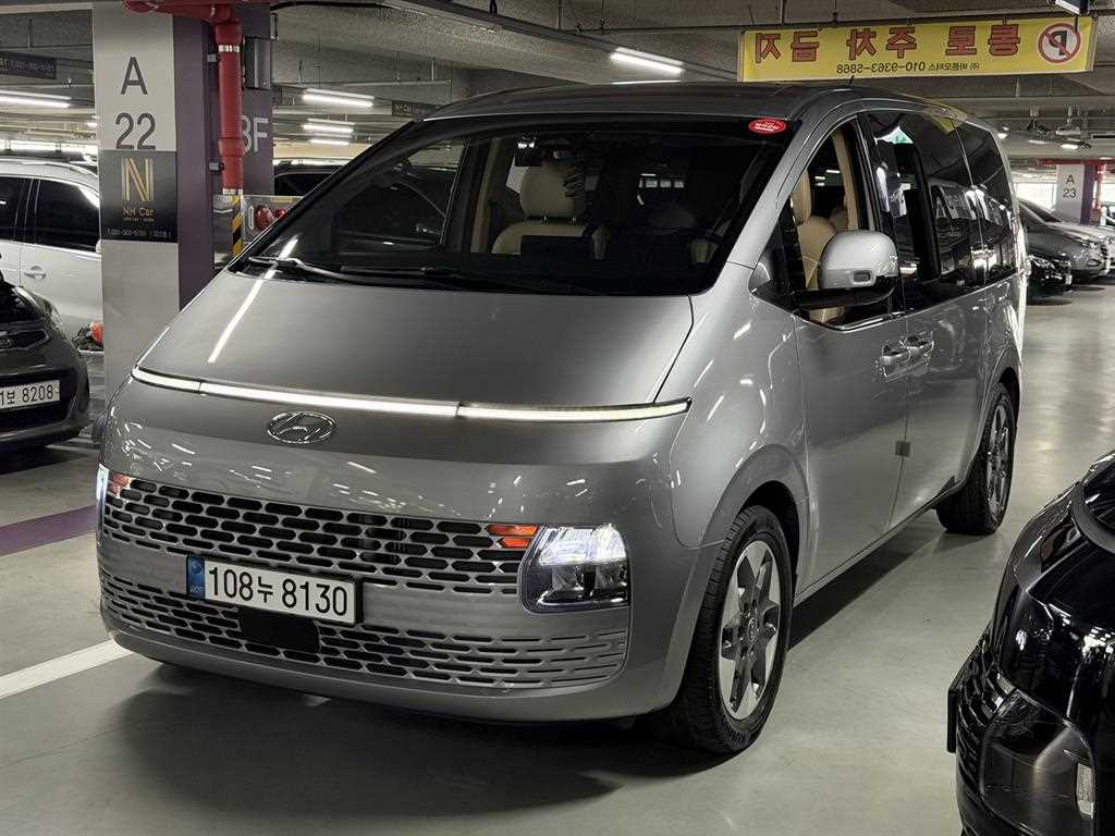 HYUNDAI Staria - Vista 4