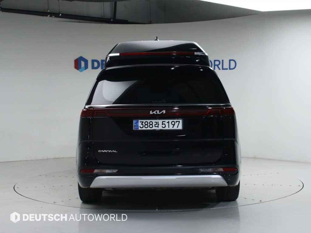 KIA Carnival - Vista 4