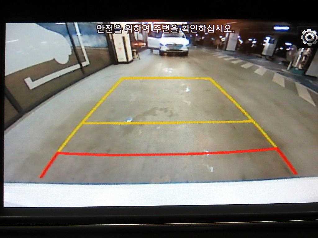 HYUNDAI Avante 2018 Blanco - Importación desde Corea - HF Imports Iquique - Foto 16