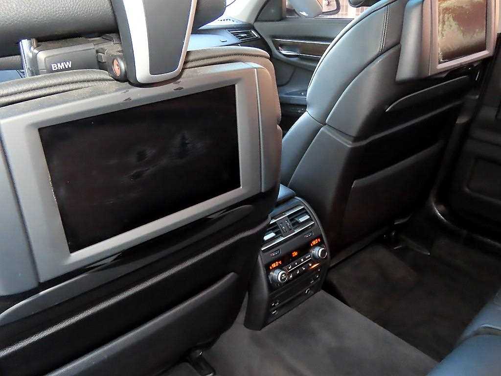 BMW 7 Series 2011 - Importación desde Corea - HF Imports Iquique - Foto 15