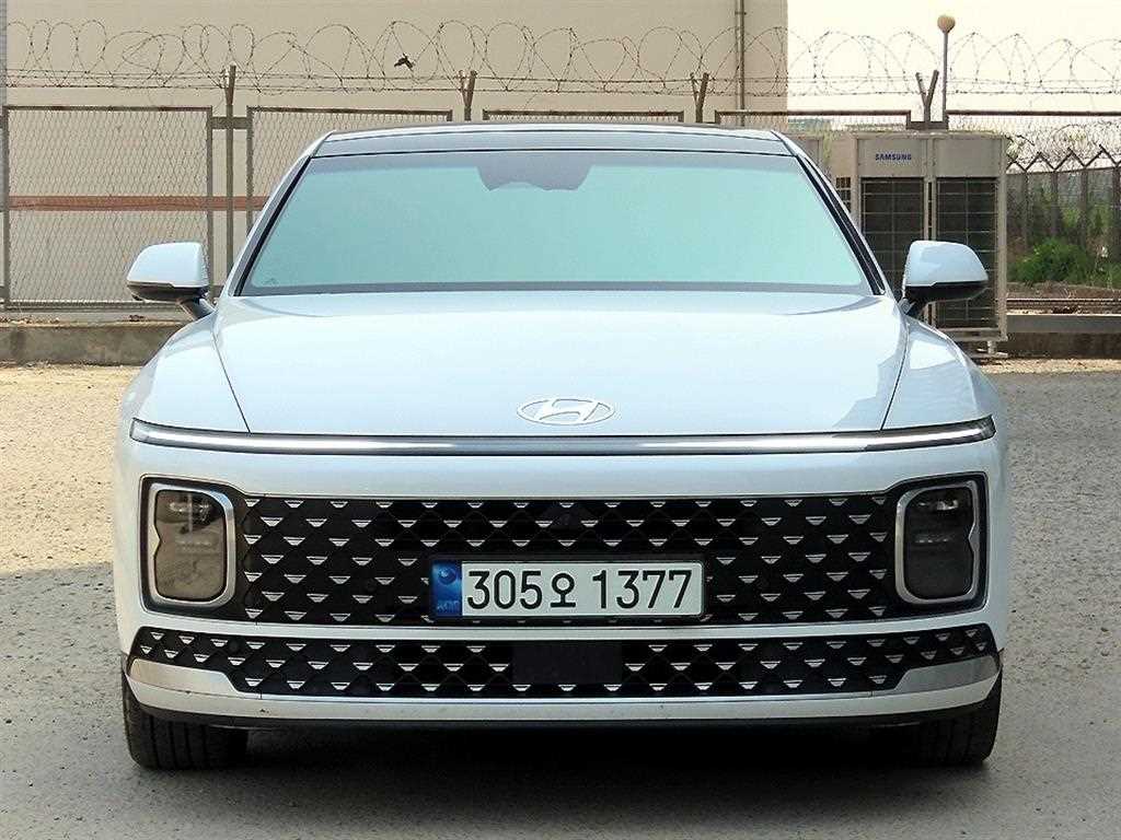 HYUNDAI Grandeur - Vista 2