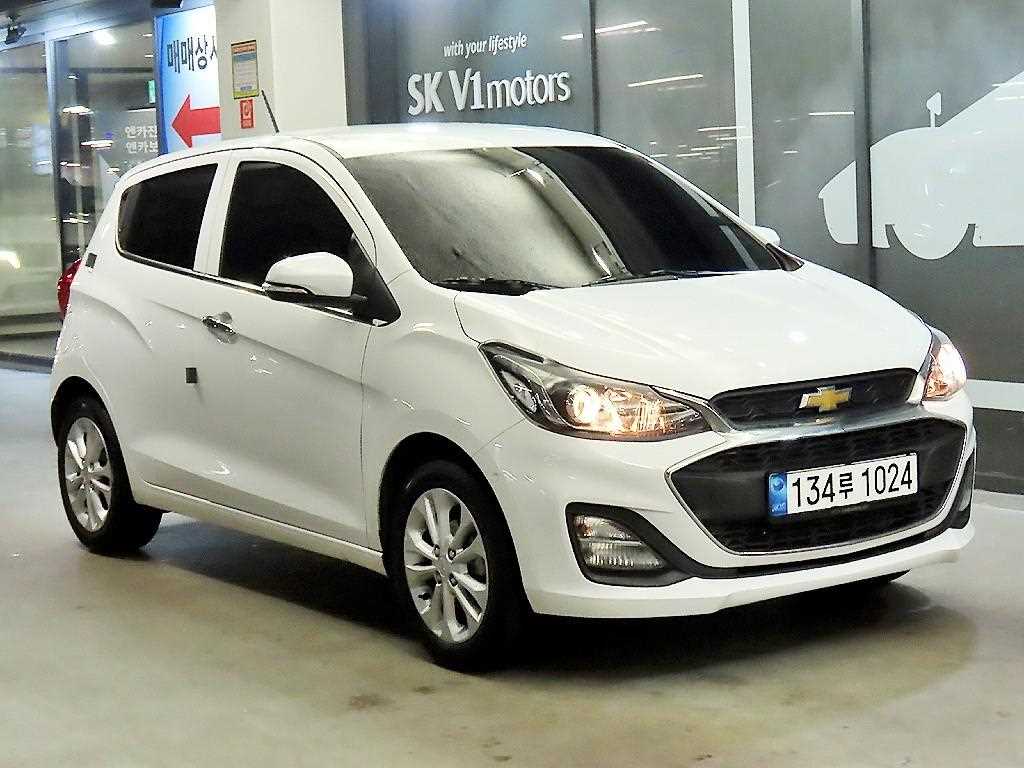 Chevrolet Spark 2022 Blanco - Importación desde Corea - HF Imports Iquique - Foto 1
