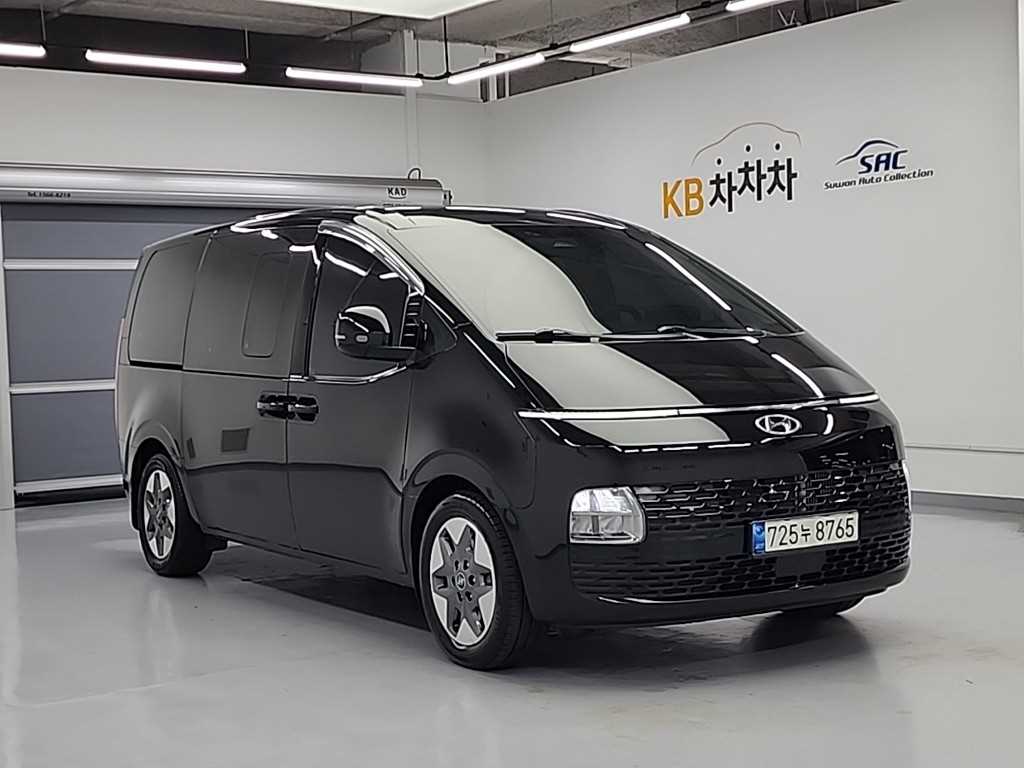 HYUNDAI Staria - Vista 4