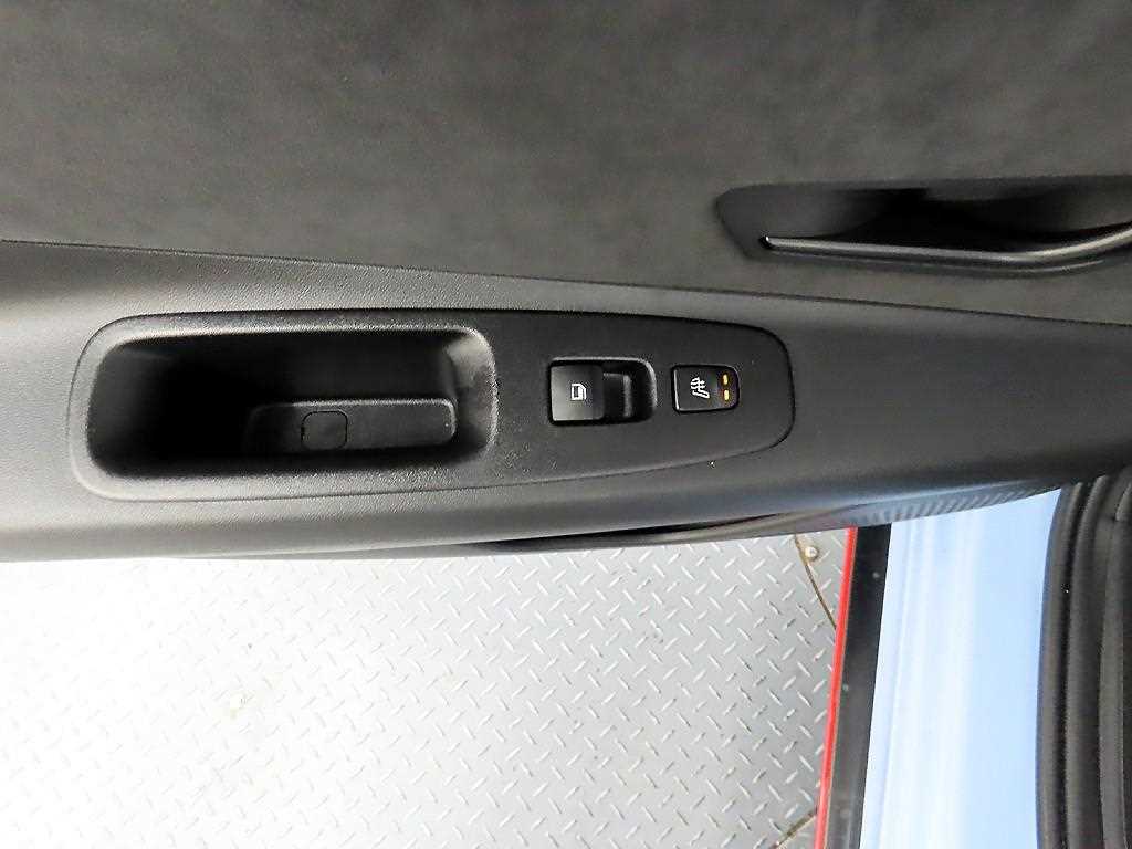 HYUNDAI Avante - Vista 12