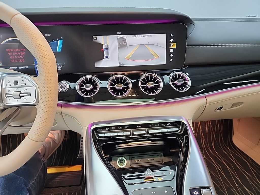 Mercedes Benz AMG GT - Vista 11