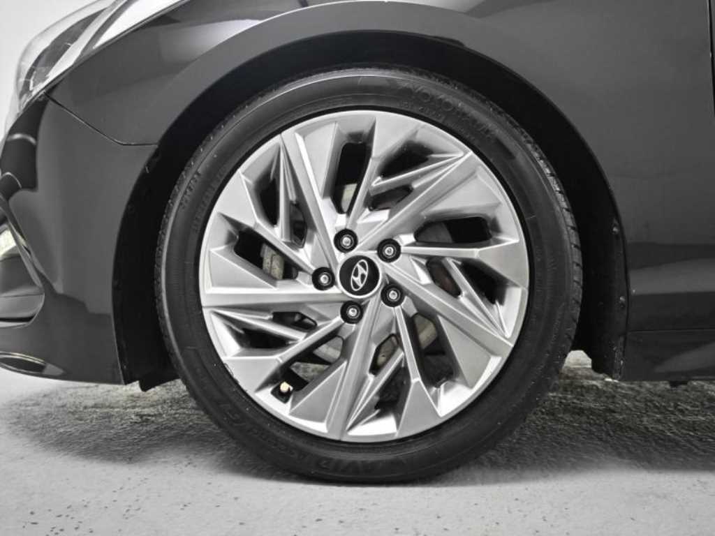 HYUNDAI Sonata - Vista 5