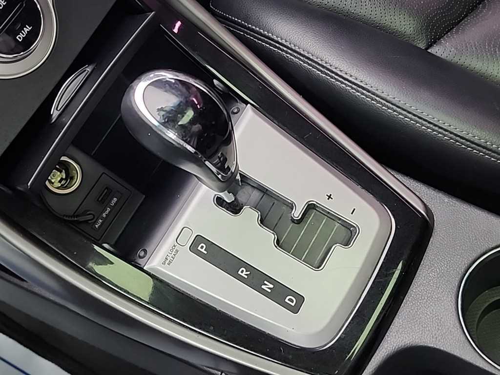 HYUNDAI Avante - Vista 8