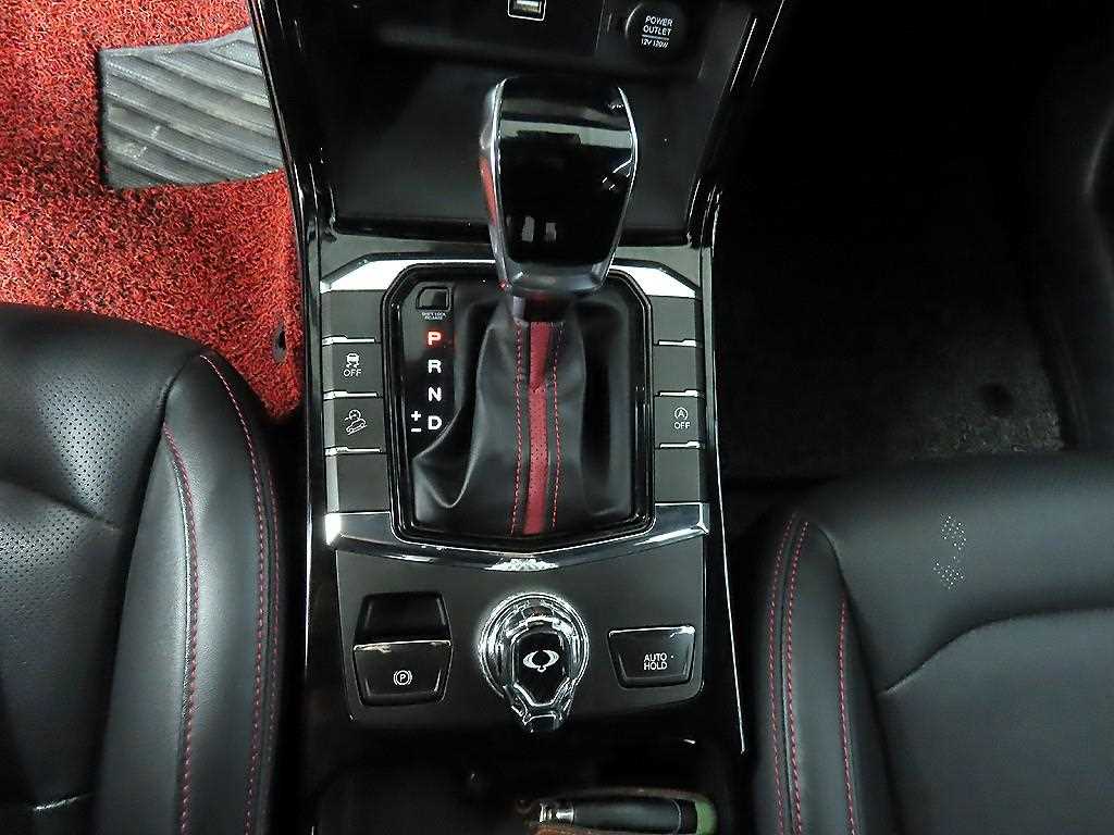 Ssangyong Korando - Vista 10