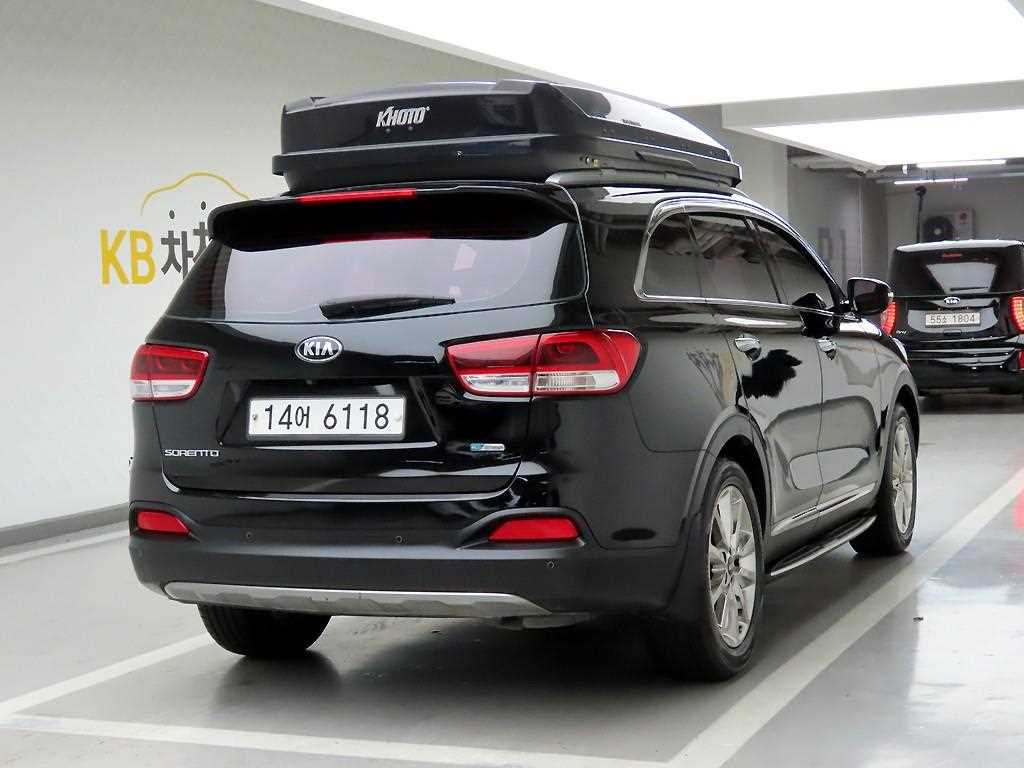 KIA Sorento - Vista 4