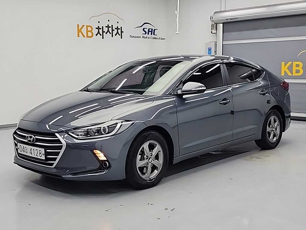 HYUNDAI Avante 2018 Gris - Importación desde Corea - HF Imports Iquique - Foto 1