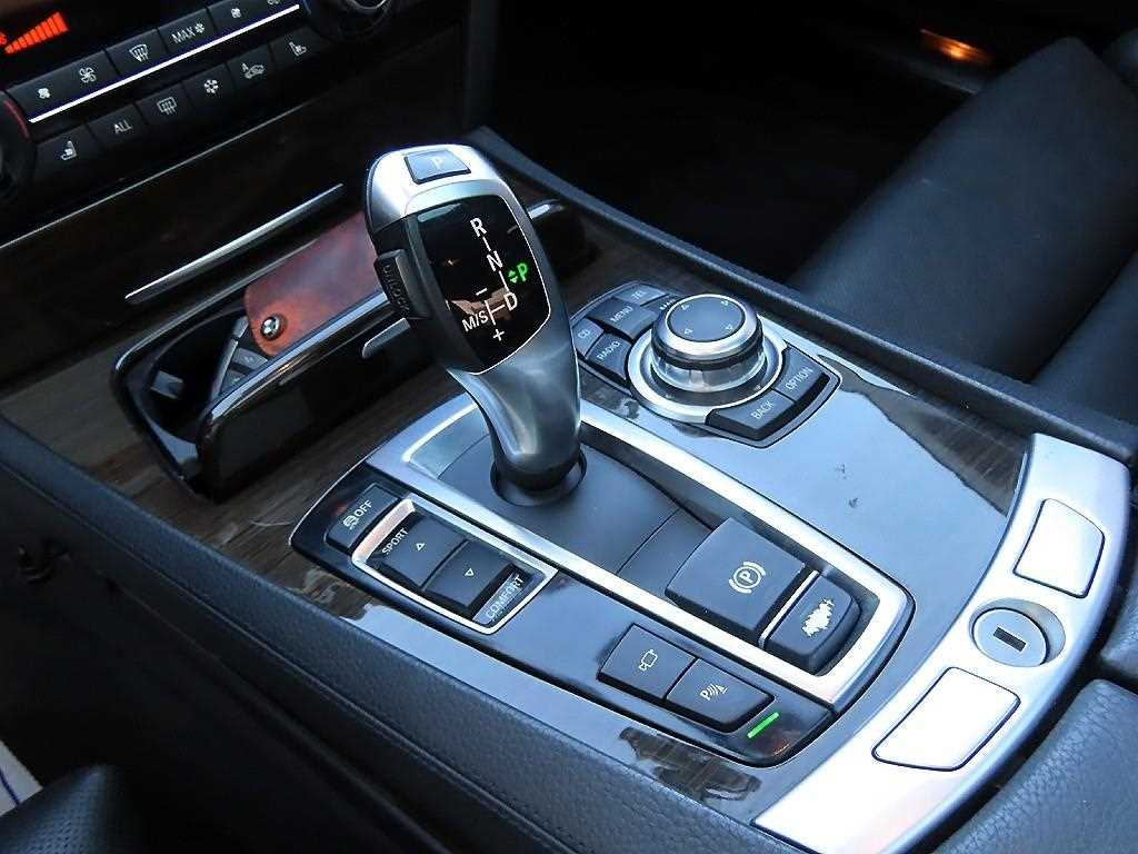 BMW 7 Series - Vista 11