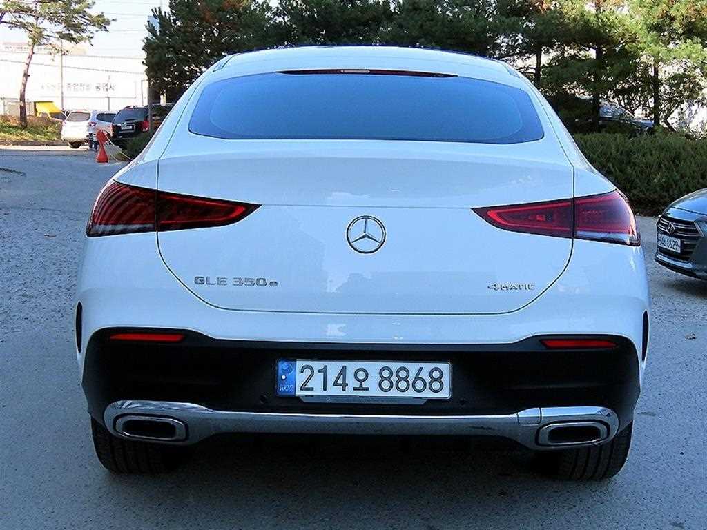Mercedes Benz GLE Class - Vista 4