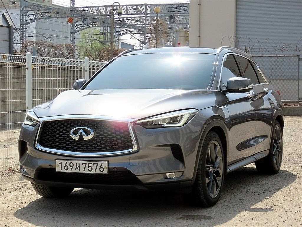 Infiniti QX - Vista 2