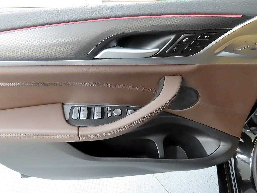 BMW X3 - Vista 11