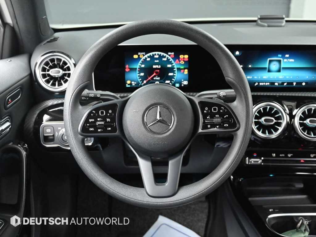 Mercedes Benz A Class 2020 Blanco - Importación desde Corea - HF Imports Iquique - Foto 13