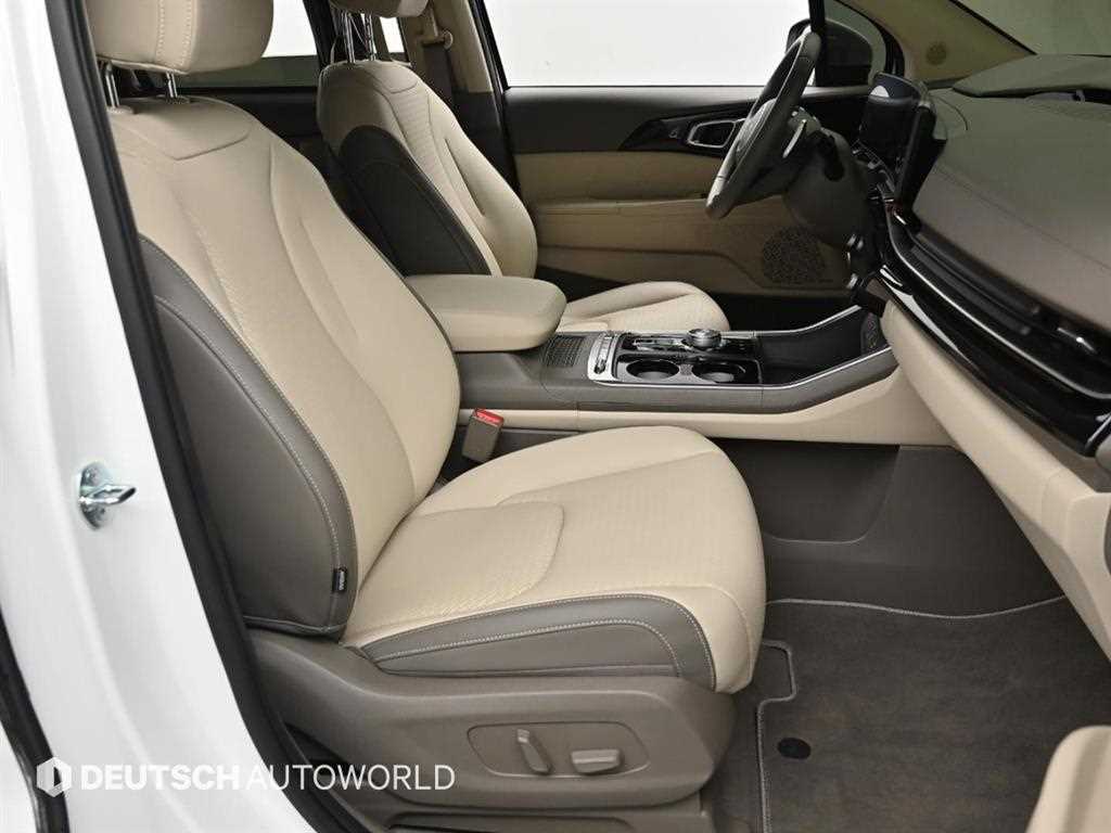 KIA Carnival - Vista 10