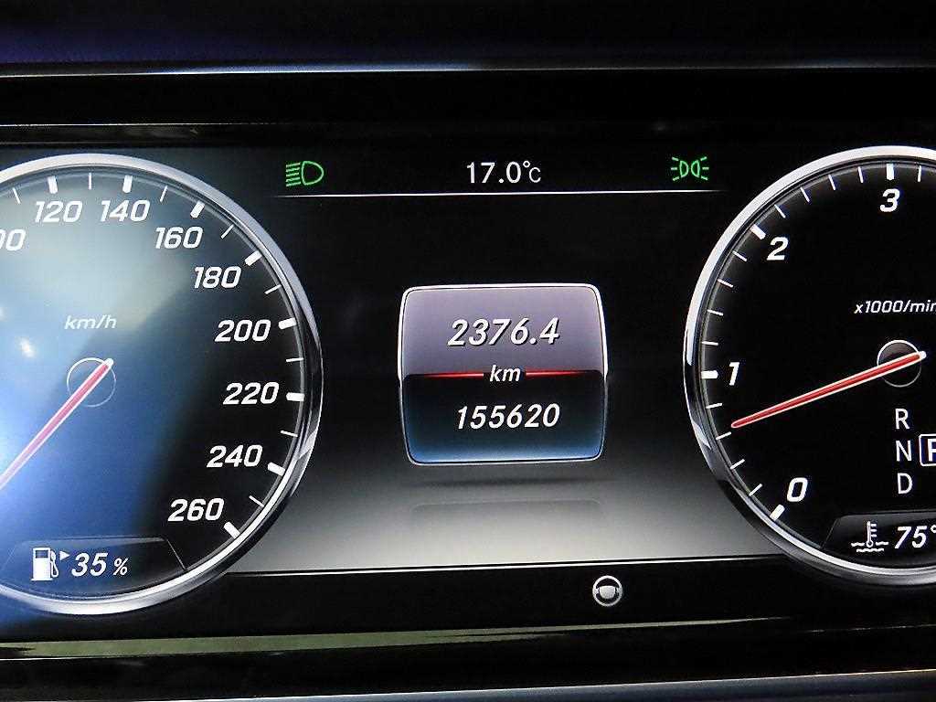 Mercedes Benz S Class - Vista 9