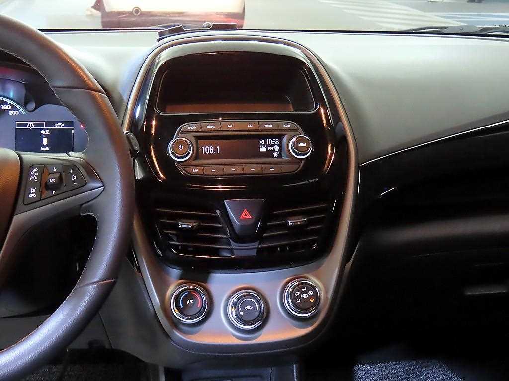 Chevrolet Spark - Vista 11