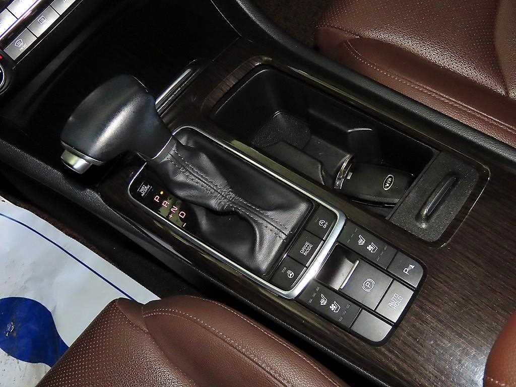 KIA K5 - Vista 12