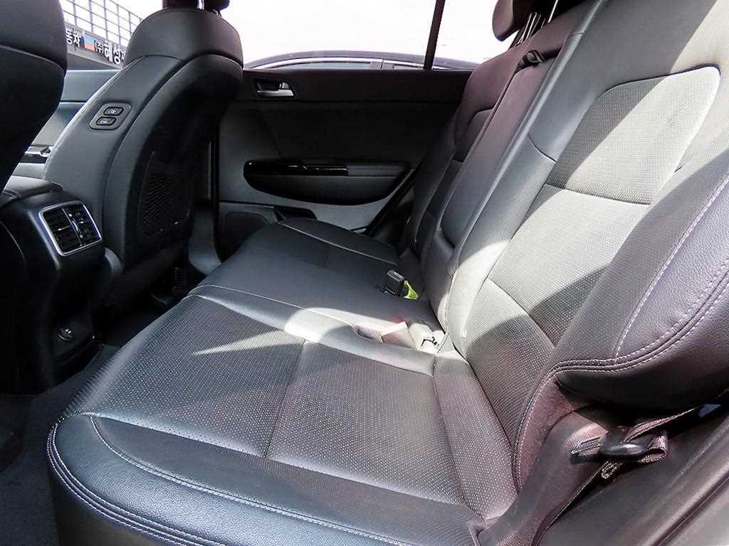 KIA Sportage - Vista 6