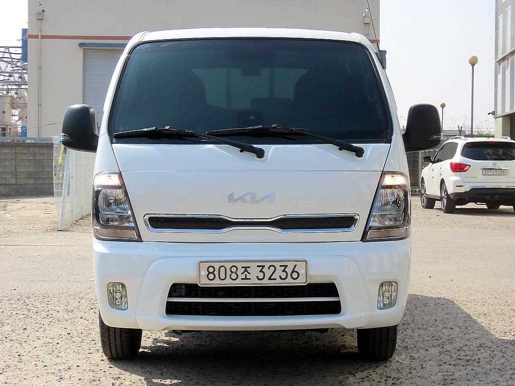 Small Truck Cargo (small) 2023 Blanco - Importación desde Corea - HF Imports Iquique - Foto 1