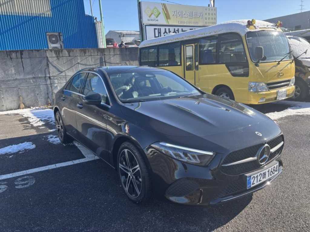 Mercedes Benz A Class - Vista 3