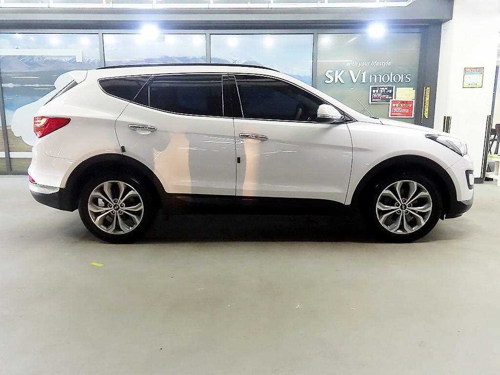 HYUNDAI Santa Fe - Vista 3