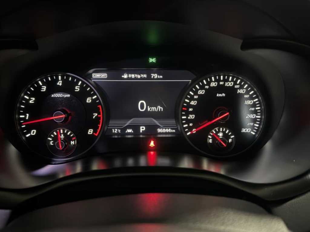 KIA Stinger - Vista 9