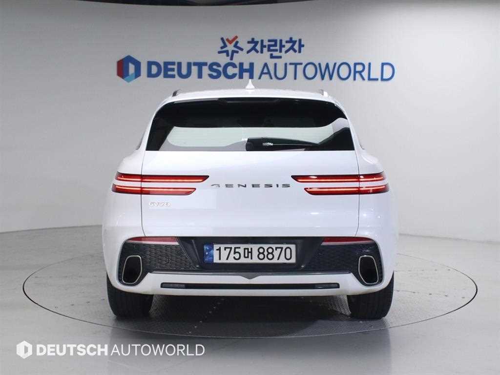 Genesis GV70 - Vista 4