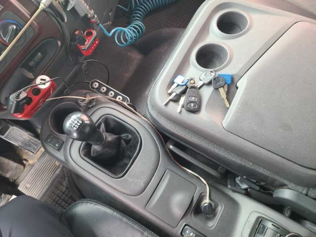 medium and large cargo Cargo 2016 Blanco - Importación desde Corea - HF Imports Iquique - Foto 13