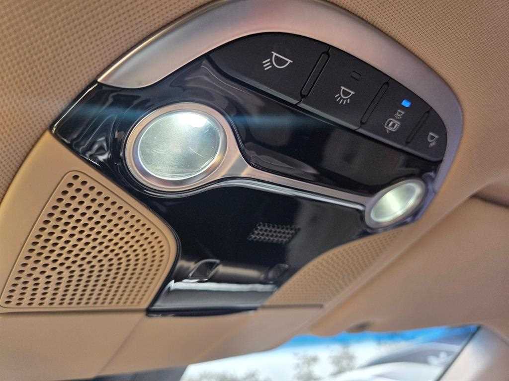 HYUNDAI Grandeur - Vista 6