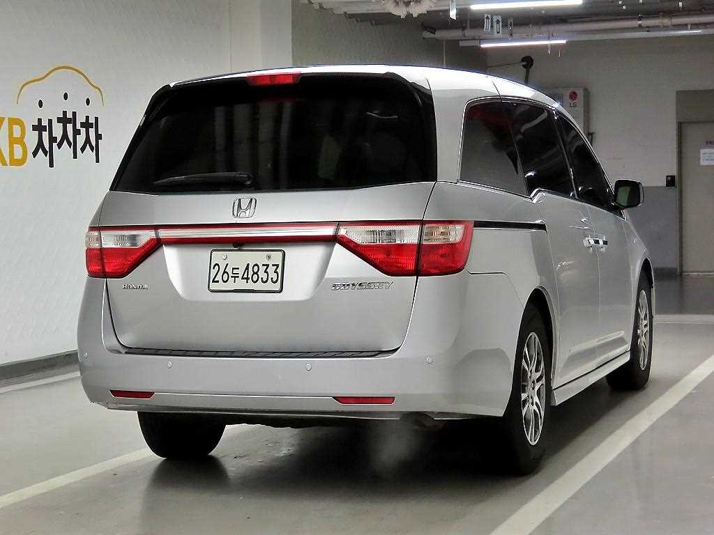 Honda Odyssey - Vista 4