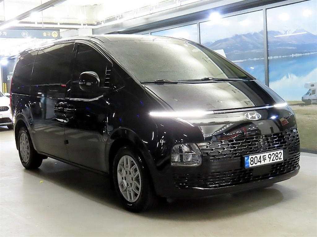 HYUNDAI Staria 2022 Negro - Importación desde Corea - HF Imports Iquique - Foto 1