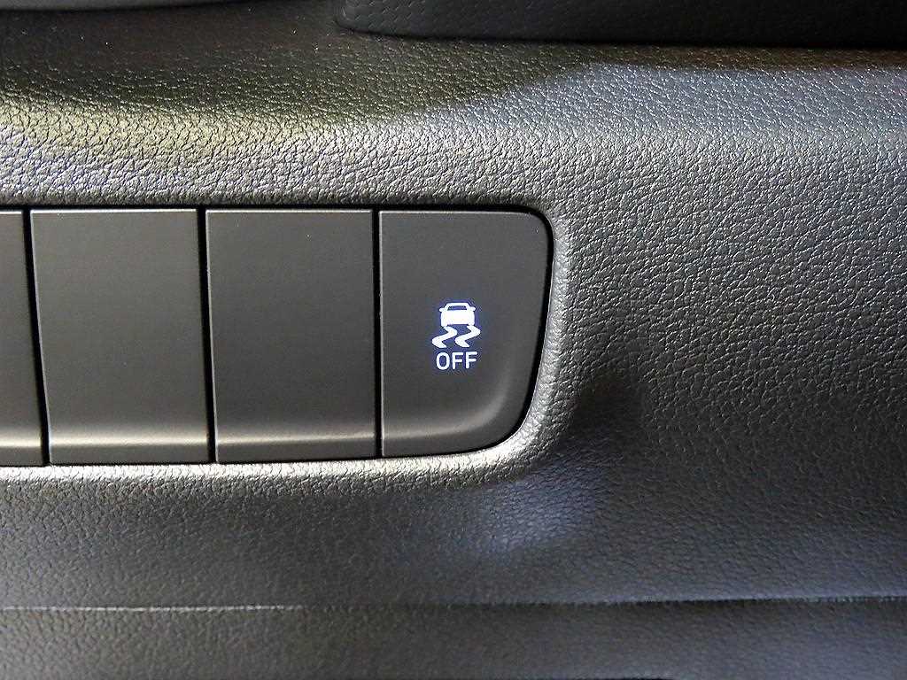HYUNDAI Kona 2021 Gris - Importación desde Corea - HF Imports Iquique - Foto 14