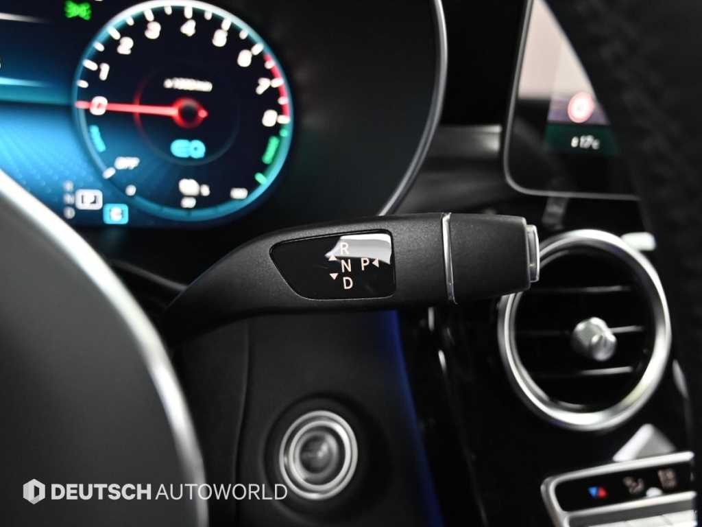 Mercedes Benz GLC Class - Vista 9