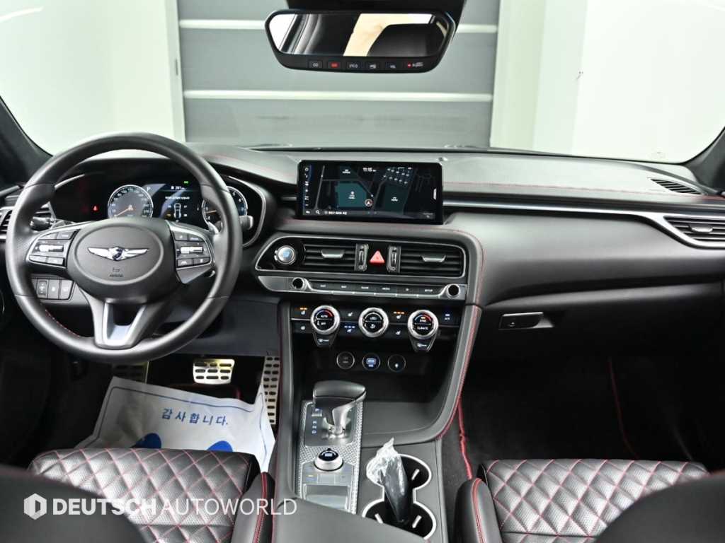 Genesis G70 - Vista 7