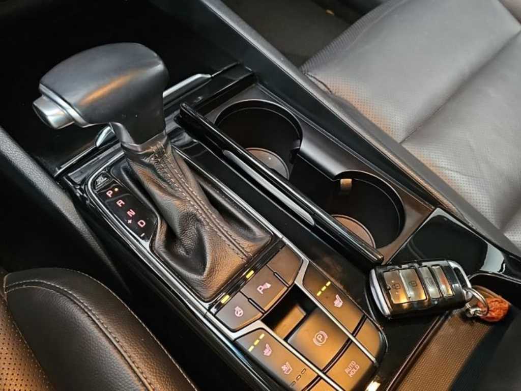 KIA K7 - Vista 12