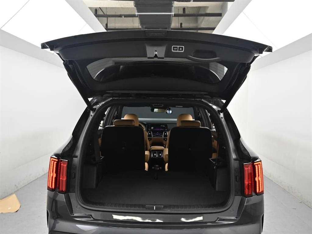 KIA Sorento 2023 Gris - Importación desde Corea - HF Imports Iquique - Foto 19