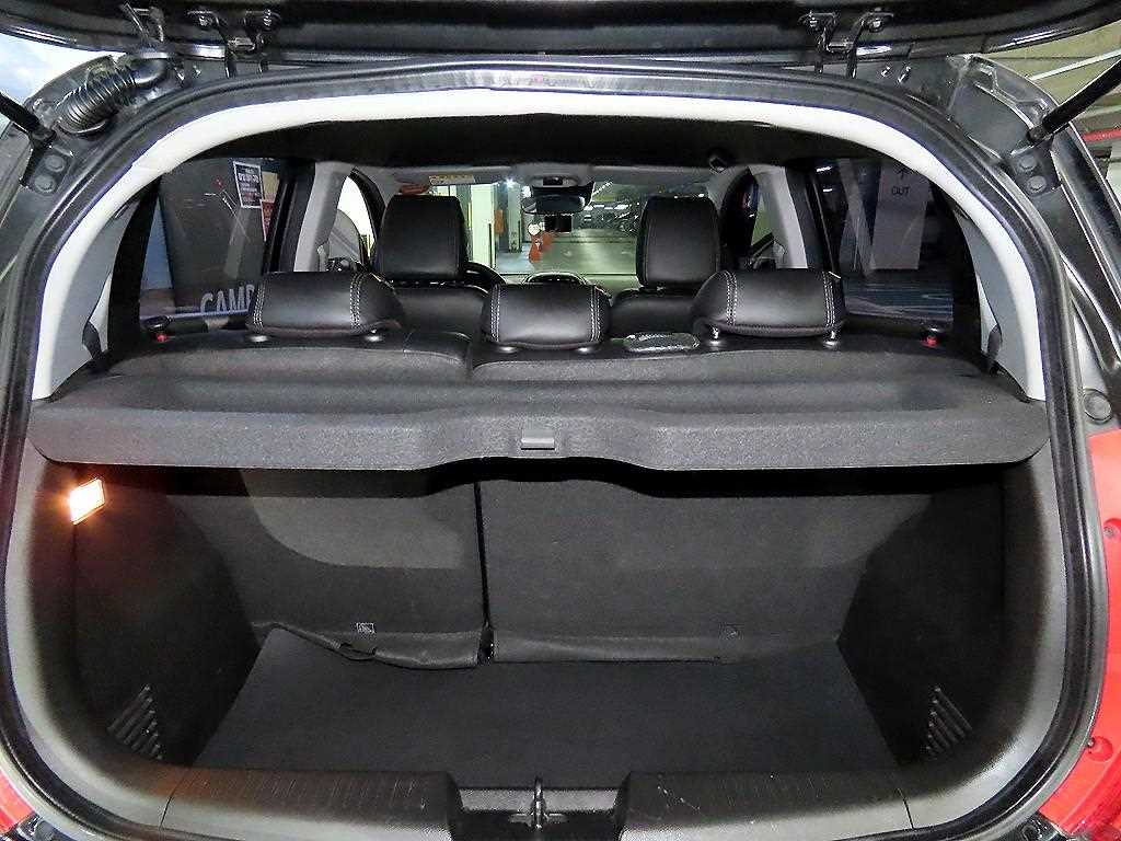 Chevrolet Spark 2016 Negro - Importación desde Corea - HF Imports Iquique - Foto 18