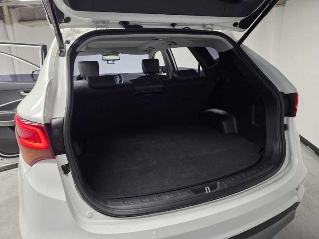 HYUNDAI Santa Fe 2018 Blanco - Importación desde Corea - HF Imports Iquique - Foto 19